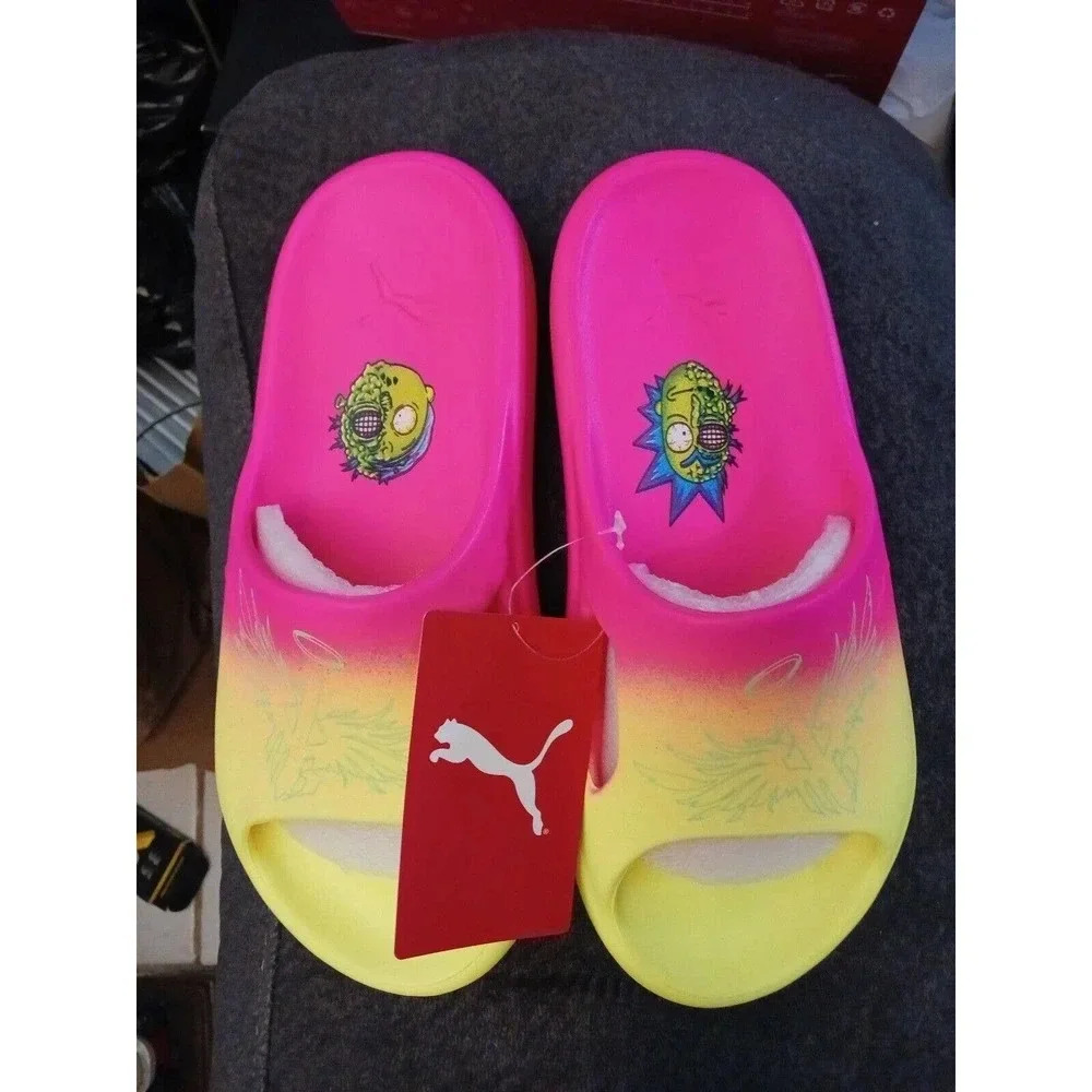 Rick And Morty Shibui Mb size 9 slides